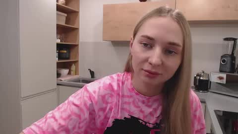 Snapshot of foxy0990 chatting on 12.03.24 Maria online show from 12.03.24