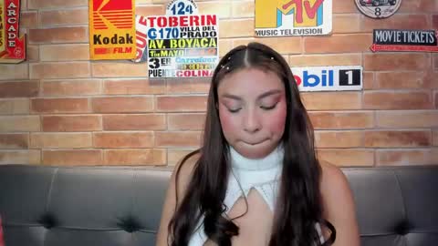 Miss Antonela online show from 05.19.26