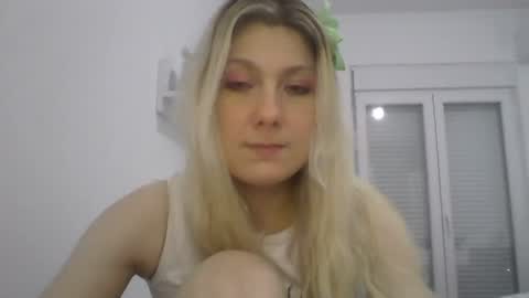 foxy_bright online show from 03.27.26