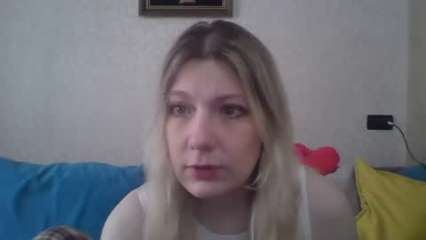 foxy_bright online show from 04.20.26