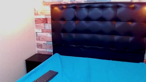 Ella online show from 12.23.24