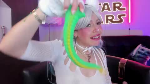 Miss Evans online show from 02.27.26