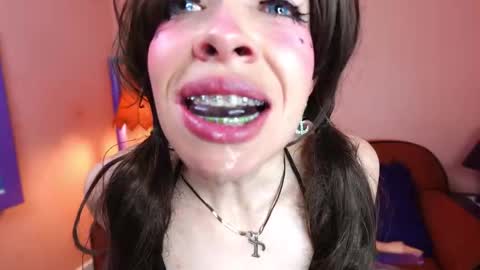 Miss Evans online show from 03.27.26