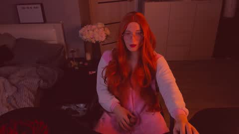 Snapshot of foxy_jpg chatting on 11.23.25 Sue online show from 11.23.25