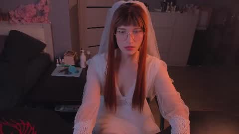 Snapshot of foxy_jpg chatting on 07.25.26 Sue online show from 07.25.26