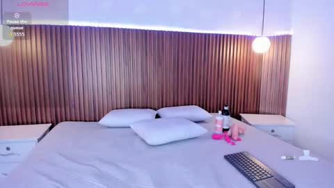 foxy_kylie online show from 02.07.26