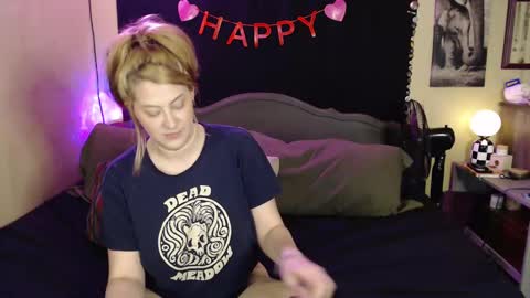 Snapshot of foxymalloryknoxy69 chatting on 02.19.25 Mallory Koxx online show from 02.19.25