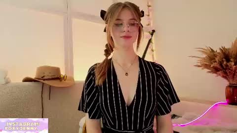 Snapshot of foxysecret_ chatting on 07.19.26 foxysecret_ online show from 07.19.26