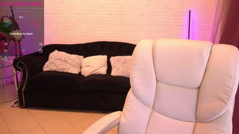 Snapshot of foxyykate chatting on 12.06.24 Kate online show from 12.06.24