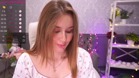 Snapshot of foxyykate chatting on 12.08.24 Kate online show from 12.08.24