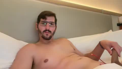 Snapshot of fp004 chatting on 10.14.25 fp004 online show from 10.14.25