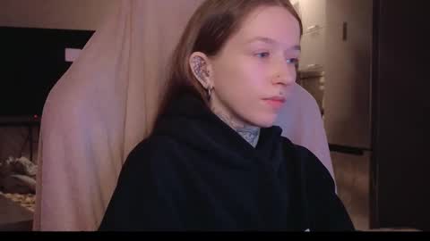 fran_bow online show from 02.03.26