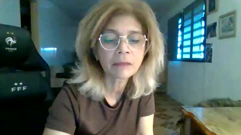 francelune online show from 10.14.25