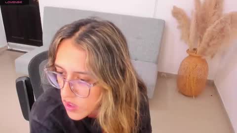 Francesca online show from 03.09.25