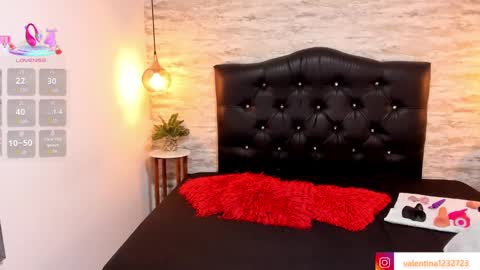 Snapshot of francesca_bbw chatting on 09.10.25 online show from 09.10.25