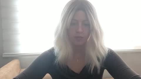 Snapshot of francescaasmith chatting on 09.15.25 Francesca online show from 09.15.25