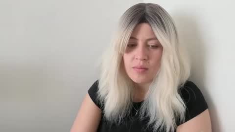 Snapshot of francescaasmith chatting on 09.24.25 Francesca online show from 09.24.25
