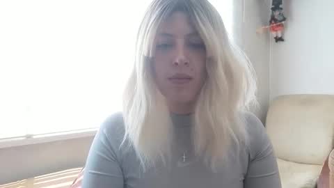 Snapshot of francescaasmith chatting on 10.02.25 Francesca online show from 10.02.25