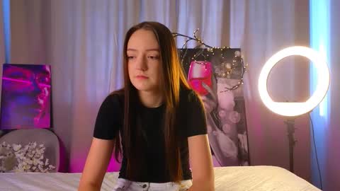 Marybrown eye Katy gray eye online show from 02.21.26