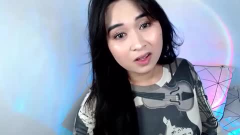 Snapshot of franchesca_fucks chatting on 01.05.25 LOVE online show from 01.05.25