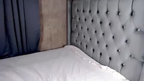 Snapshot of franchesca_fucks chatting on 02.21.25 LOVE online show from 02.21.25