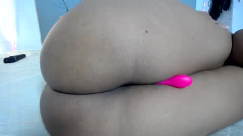 francihot4 online show from 11.15.25