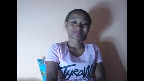 Snapshot of francine925426 chatting on 11.03.25 francine925426 online show from 11.03.25