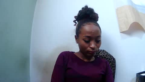Snapshot of francine925426 chatting on 07.28.26 francine925426 online show from 07.28.26