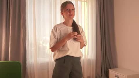 Regina online show from 10.07.25