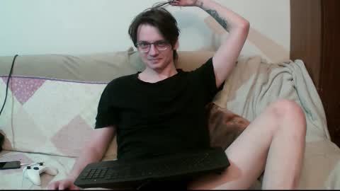 Snapshot of francisgray chatting on 03.08.26 Frank online show from 03.08.26