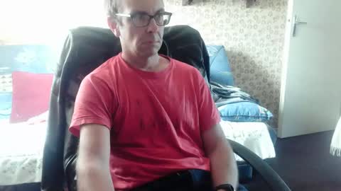 Snapshot of franck143544 chatting on 10.02.25 franck143544 online show from 10.02.25