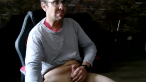 Snapshot of franck143544 chatting on 06.03.26 franck143544 online show from 06.03.26