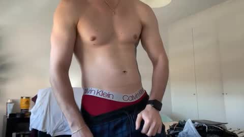 Snapshot of franco03952 chatting on 11.27.25 franco03952 online show from 11.27.25