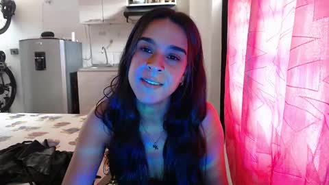 Snapshot of franfinee chatting on 10.04.25 franfinee online show from 10.04.25