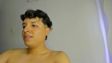 Castiglioni online show from 03.05.25