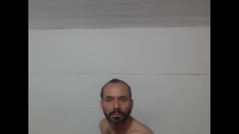 Snapshot of frank_jeanpaul chatting on 11.16.25 frank_jeanpaul online show from 11.16.25