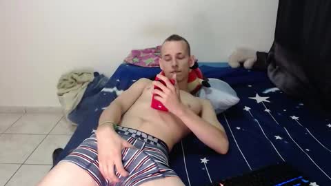 Snapshot of frankbroad68 chatting on 10.27.25 Frank online show from 10.27.25