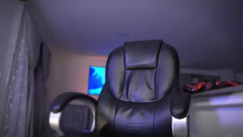 Frank Farrell. Hey remember to give me a thumbs up Ty online show from 09.23.25