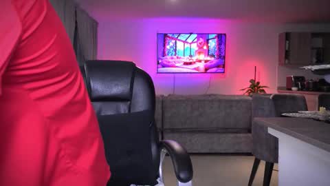 Snapshot of frankfarrellx chatting on 02.15.26 Frank Farrell. Hey remember to give me a thumbs up Ty online show from 02.15.26