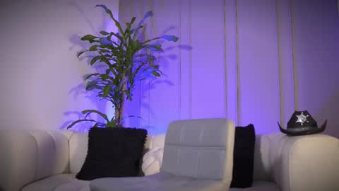 Frank Farrell. Hey remember to give me a thumbs up Ty online show from 03.24.26