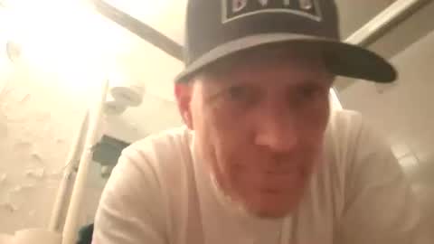 Famous Blue Eyes online show from 04.06.26