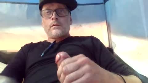 Girth Brookes online show from 11.05.25