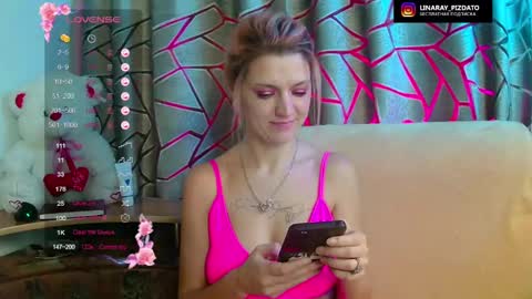 Snapshot of frashpie chatting on 12.02.24 FrashPie online show from 12.02.24