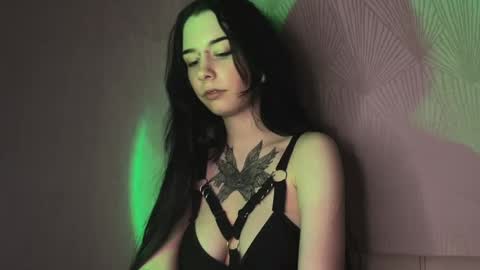 mistress Bastet and  mintcola online show from 01.06.25