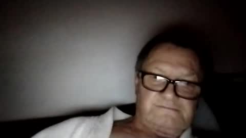 Wolfi online show from 12.16.25