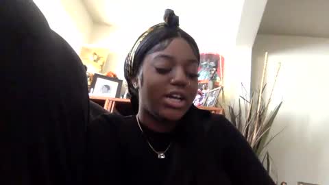 Snapshot of freak4lexi chatting on 12.08.24 lexi online show from 12.08.24