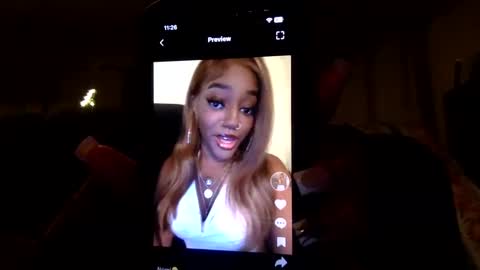 Snapshot of freak4lexi chatting on 12.10.24 lexi online show from 12.10.24