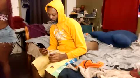 Snapshot of freakeazy chatting on 02.06.26 freakeazy online show from 02.06.26