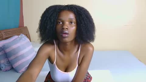 Snapshot of freakky_nessa chatting on 01.05.25 Nessa-Independent model online show from 01.05.25