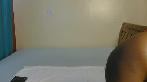 Snapshot of freakky_nessa chatting on 01.12.25 Nessa-Independent model online show from 01.12.25